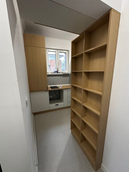 Vatra Luminoasa, Spital Monza